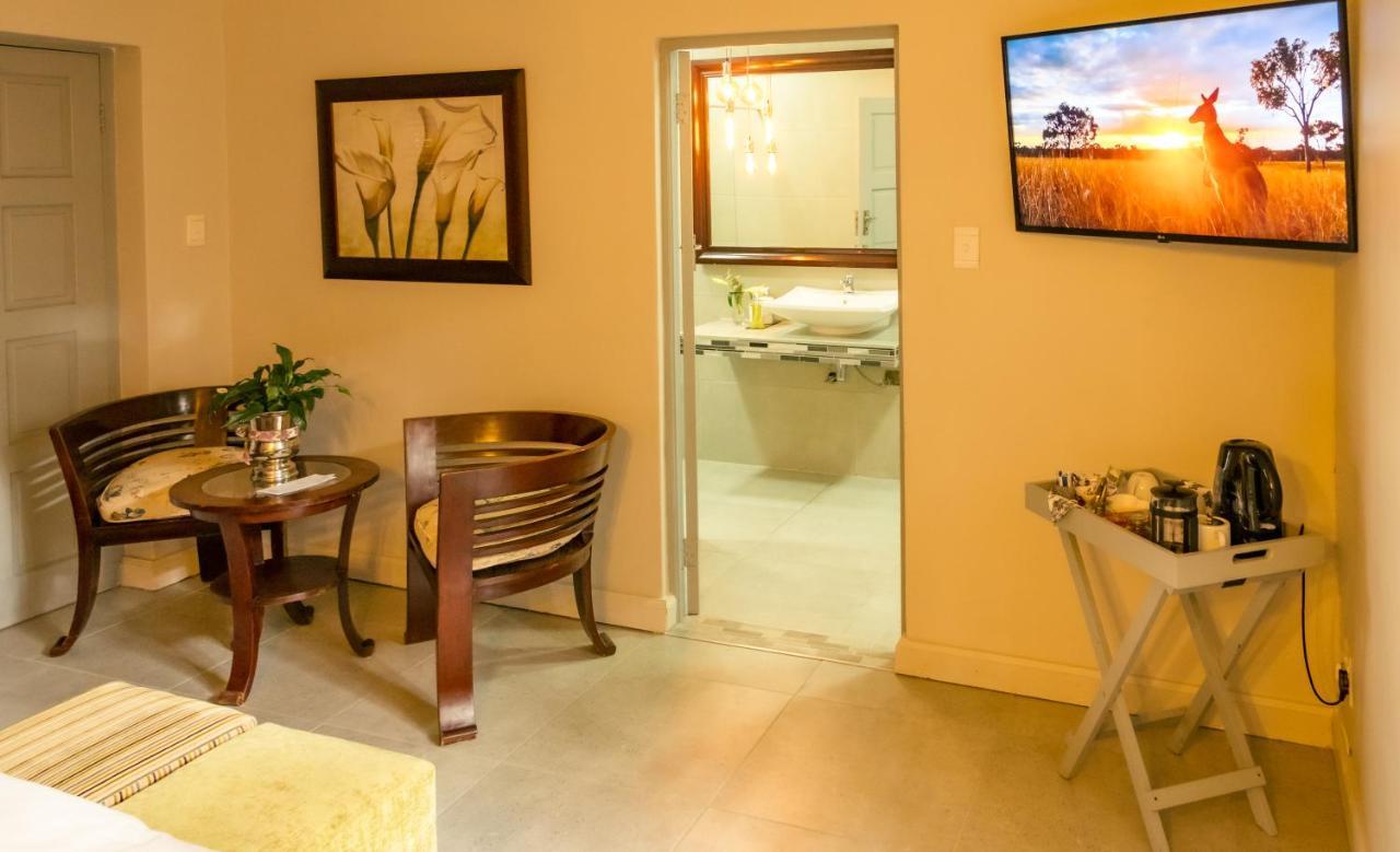 Spacube Luxury Suites And Spa Pretoria-Noord Exterior foto