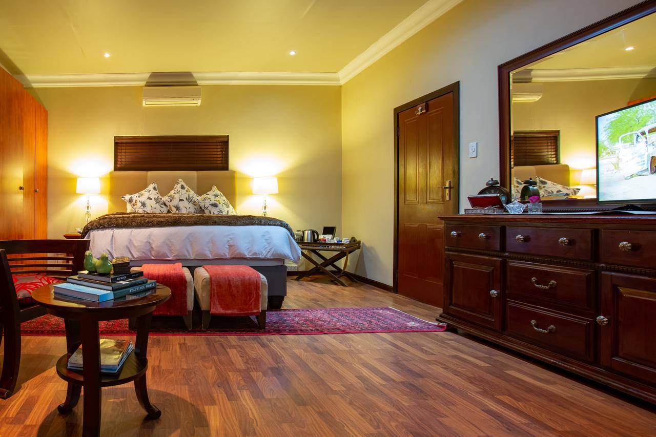 Spacube Luxury Suites And Spa Pretoria-Noord Exterior foto